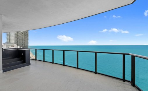 Condo in Golden Beach, Florida, United States 1