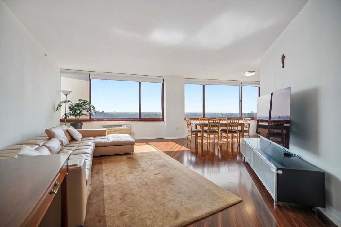 Condo in Fort Lee, New Jersey, United States 1 - 18607644