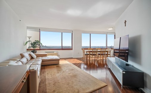 Condo in Fort Lee, New Jersey, United States 1