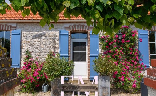 House in Longeville-sur-Mer, Pays de la Loire, France 1