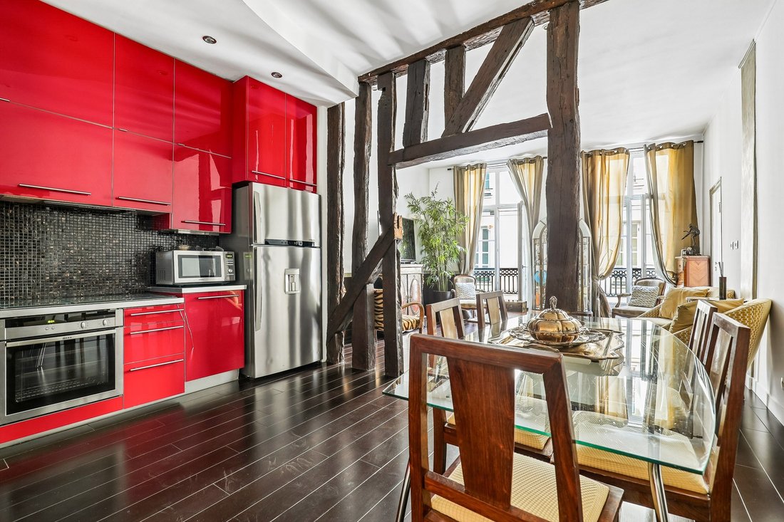 Apartment in Saint Gervais, Paris 4e Arrondissement, Paris 1 - 18608215