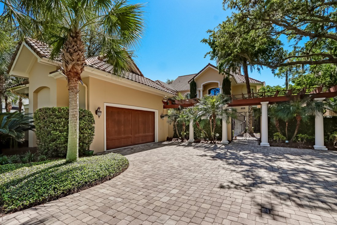 Fernandina Beach, Florida, United States 1 - 18607633