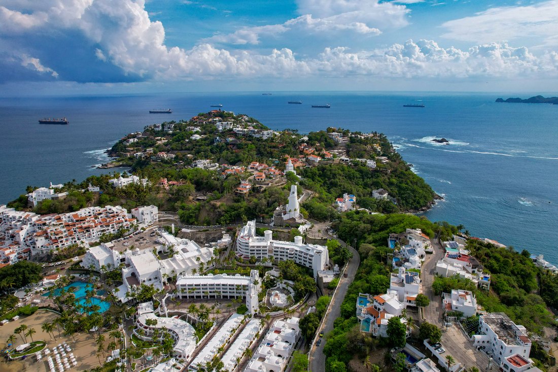 Apartment in Manzanillo, Colima, Mexico 2 - 18607192