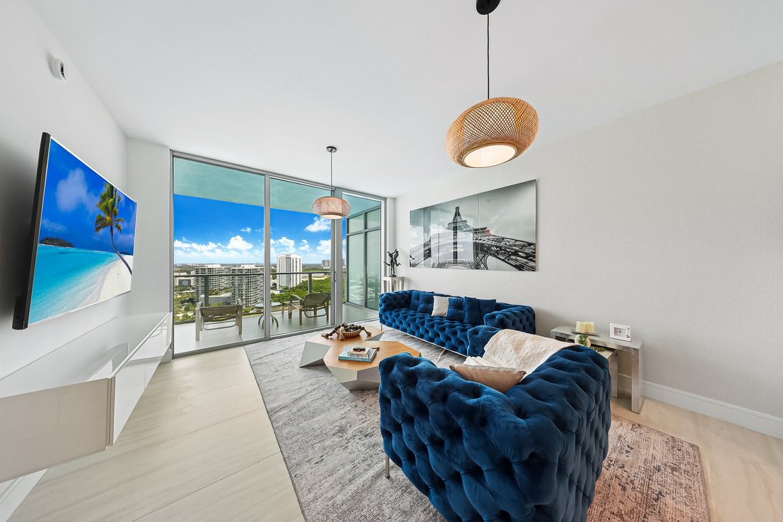Condo in North Miami Beach, Florida, United States 3 - 18607884