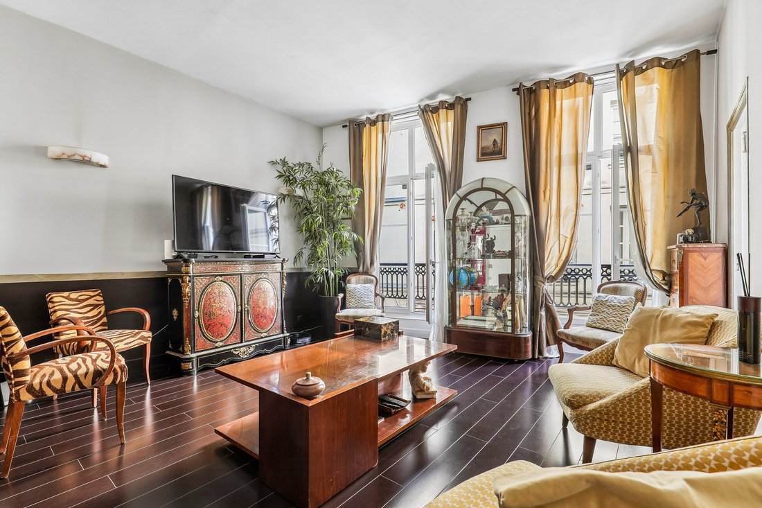 Apartment in Saint Gervais, Paris 4e Arrondissement, Paris 2 - 18608215