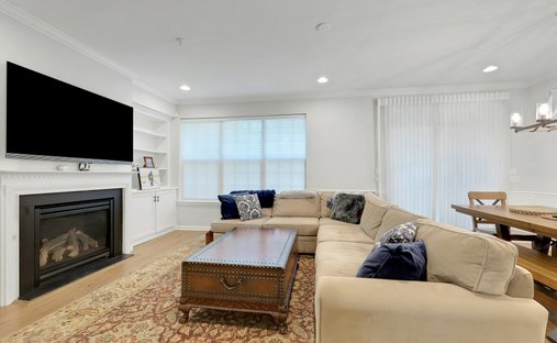 Townhouse in Waldwick, New Jersey, United States 1