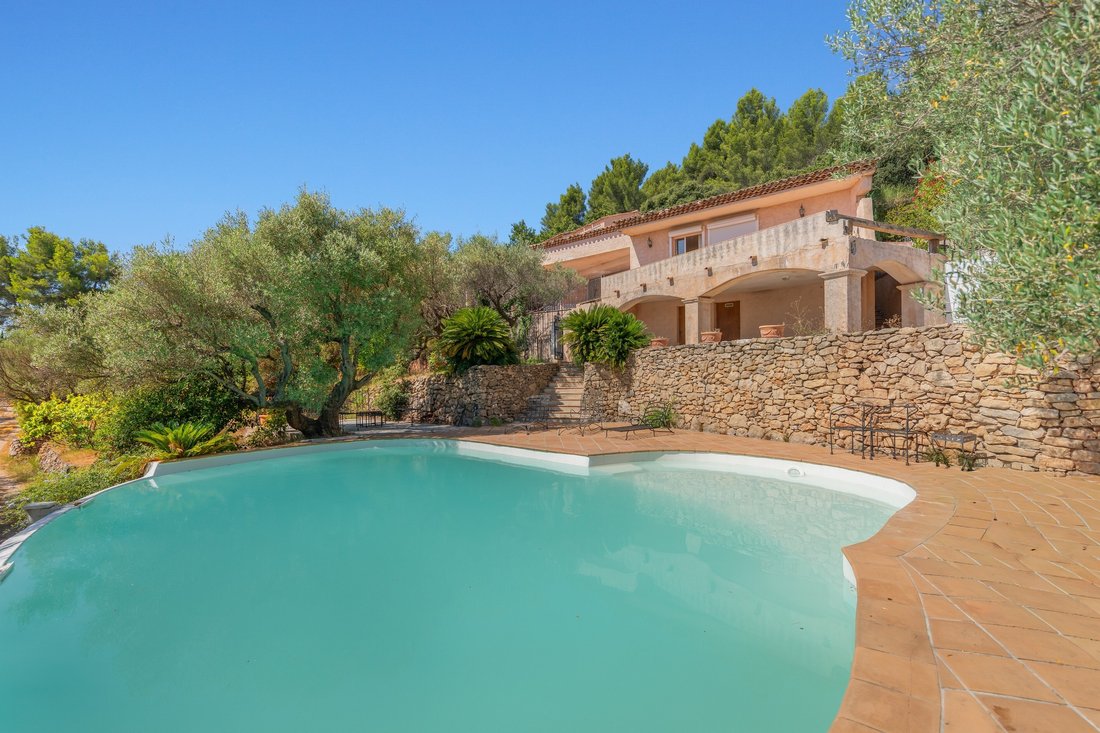 Maison à Les Mauniers, La Farlède, France 1 - 18608099