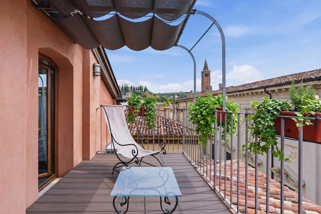 Apartamento en Centro, Verona, Véneto 1 - 18305373