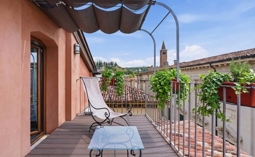 Apartment in Center, Verona, Veneto 1