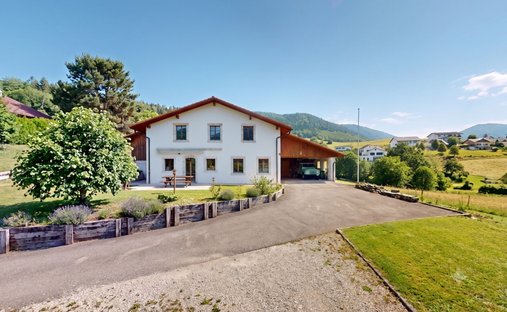 Casa a Court, Berna, Svizzera 1