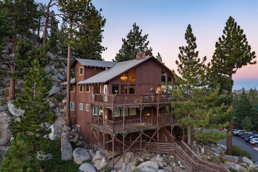 Condo in Stateline, Nevada, United States 2 - 18608005