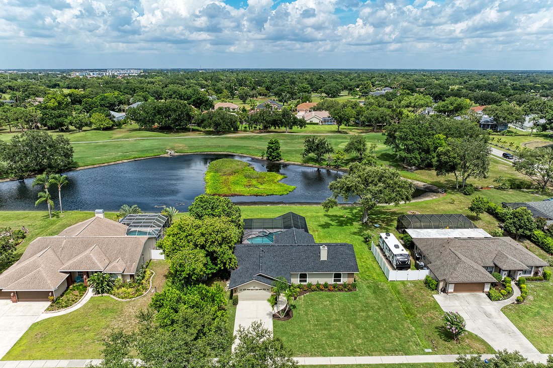 Bradenton, Florida, United States 4 - 18607731