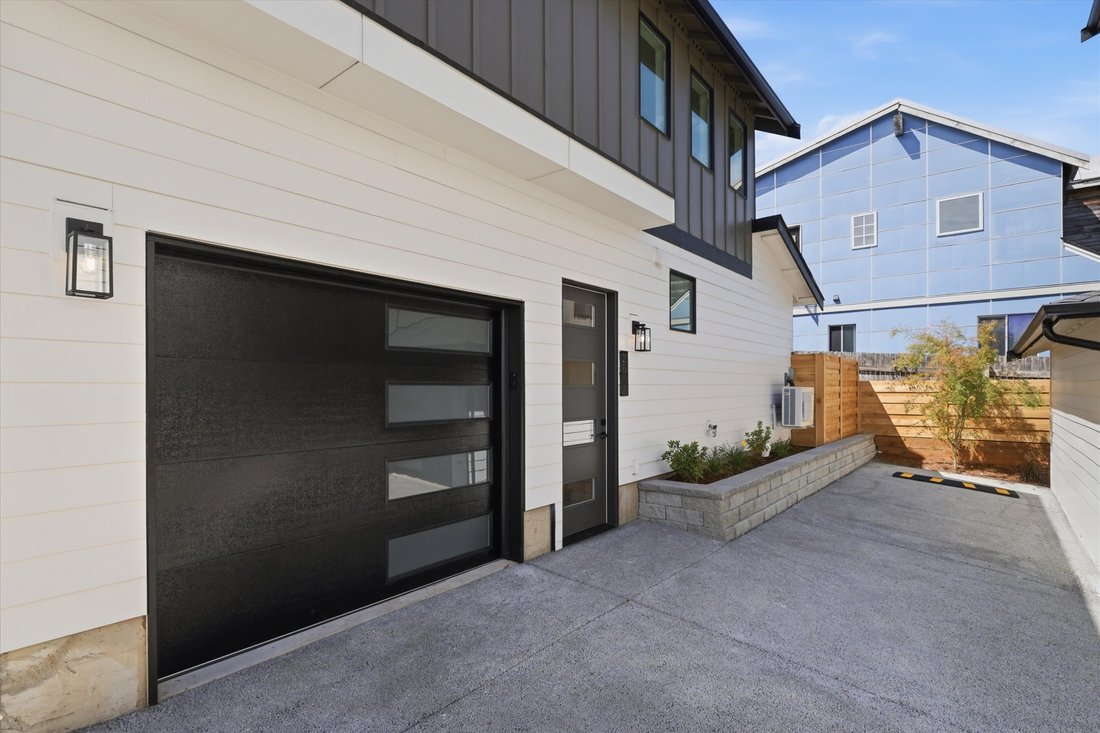 Condo in Seattle, Washington, United States 2 - 18607877