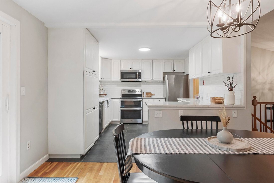 House in Groton, Massachusetts, United States 5 - 18608066