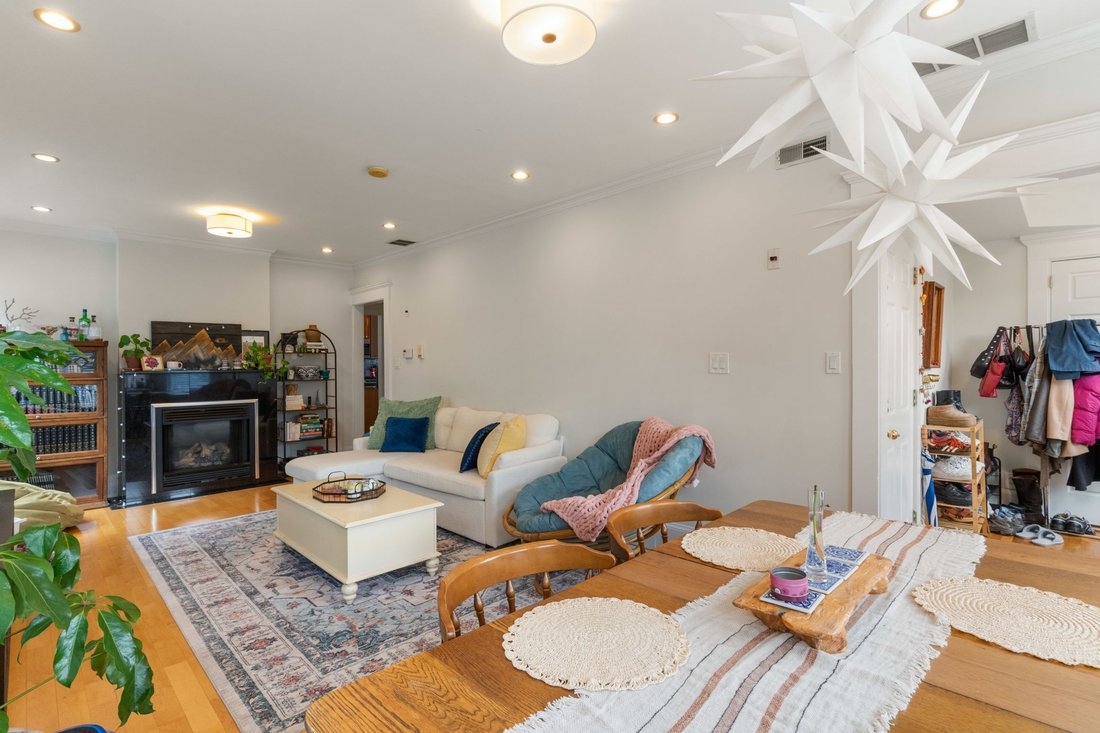 Condo in Boston, Massachusetts, United States 2 - 18607732