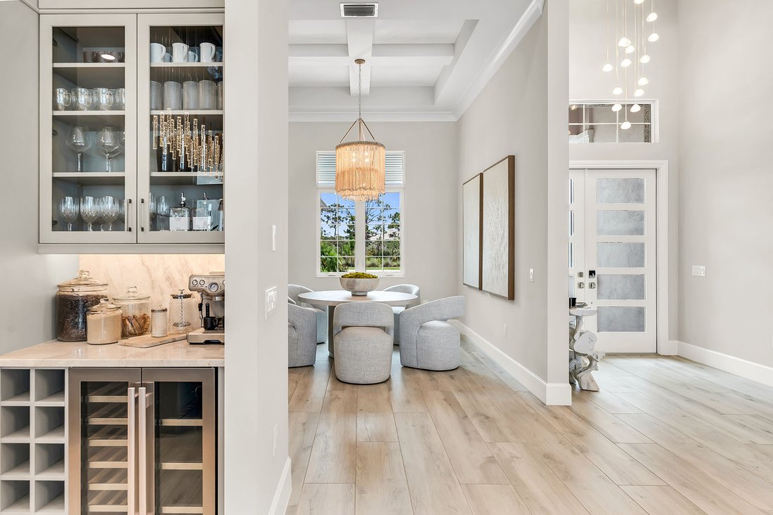 House in Naples, Florida, United States 4 - 18607196