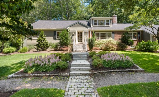 House in Brookline, Massachusetts, United States 1
