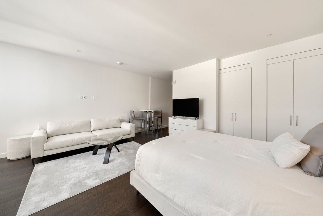 Condo in Boston, Massachusetts, United States 5 - 18607663