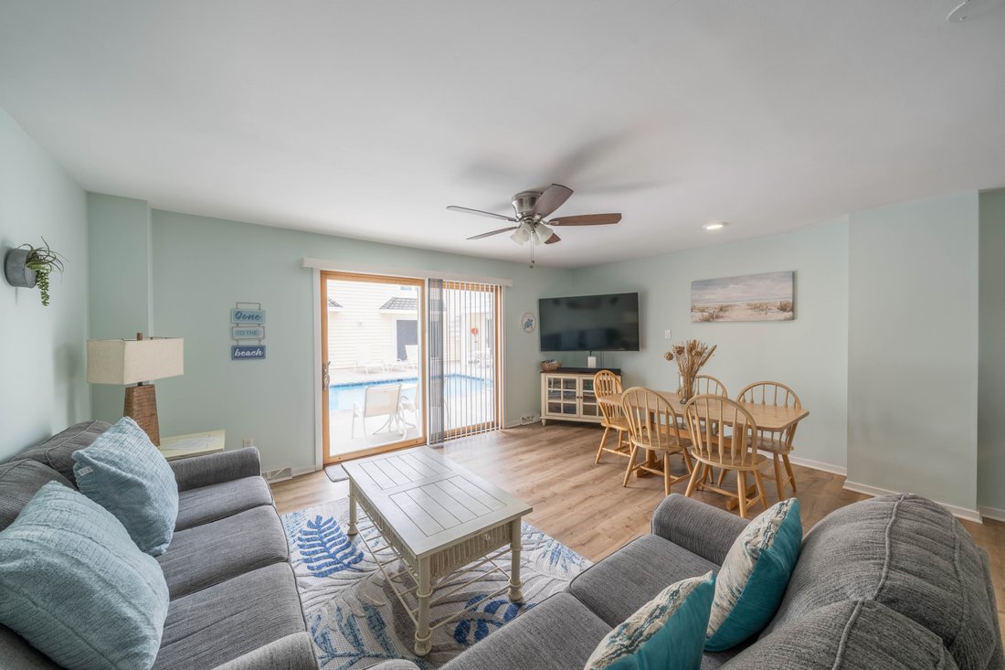 Condo in Stone Harbor, New Jersey, United States 3 - 18607880