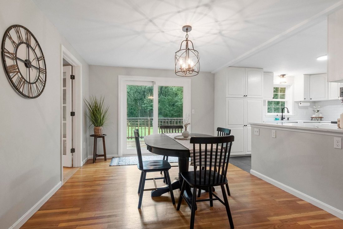 House in Groton, Massachusetts, United States 4 - 18608066