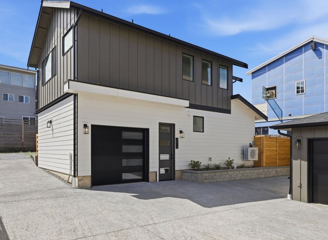 Condo in Seattle, Washington, United States 1 - 18607877