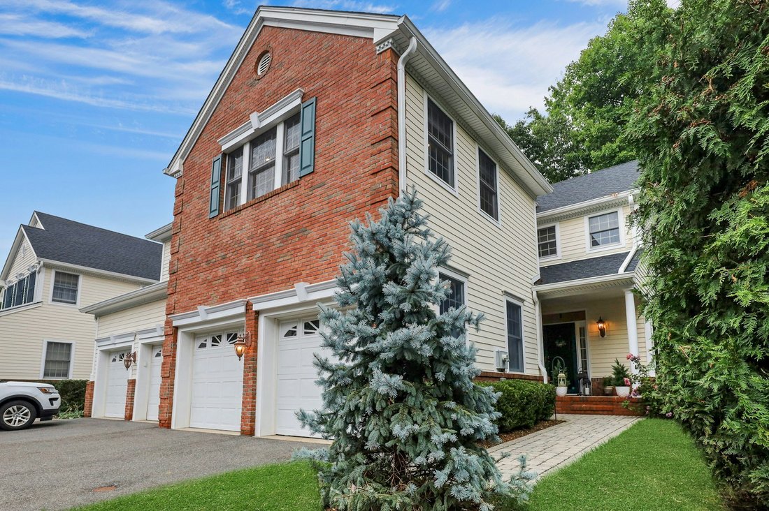 Townhouse in Wyckoff, New Jersey, United States 1 - 18607590