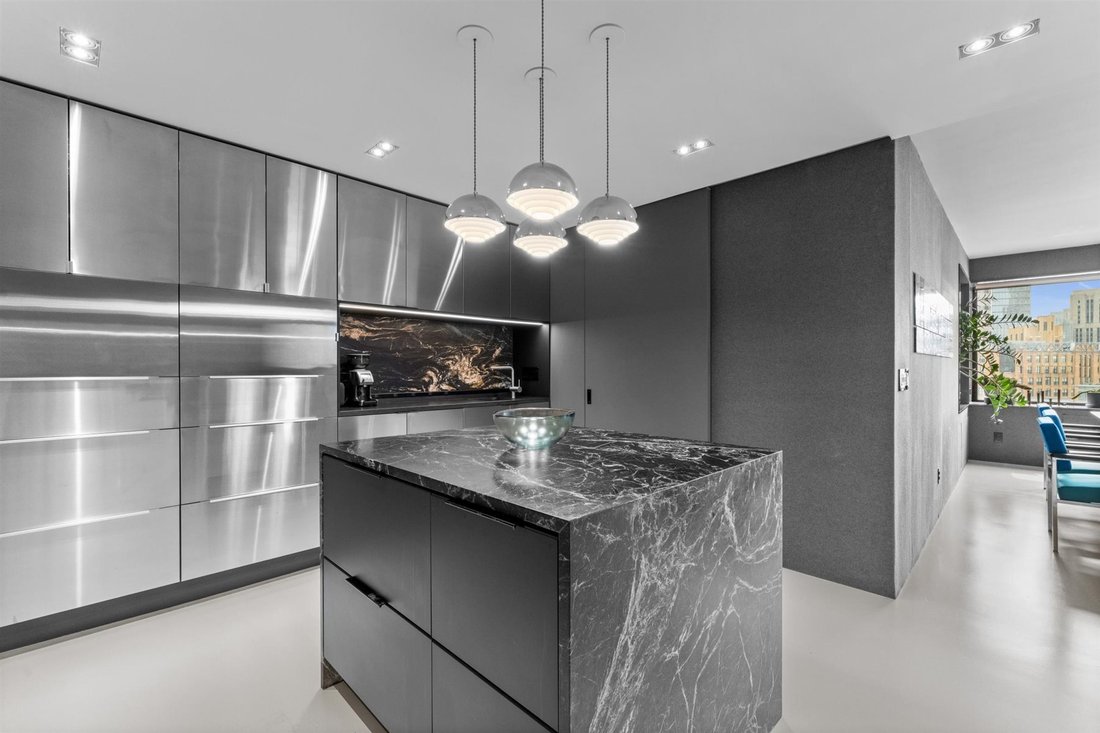 Condo in Boston, Massachusetts, United States 2 - 18607758