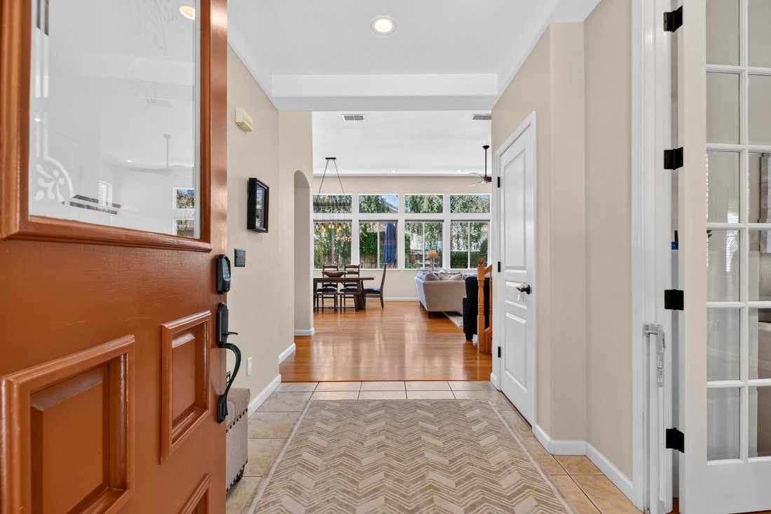 House in Modesto, California, United States 4 - 18607700