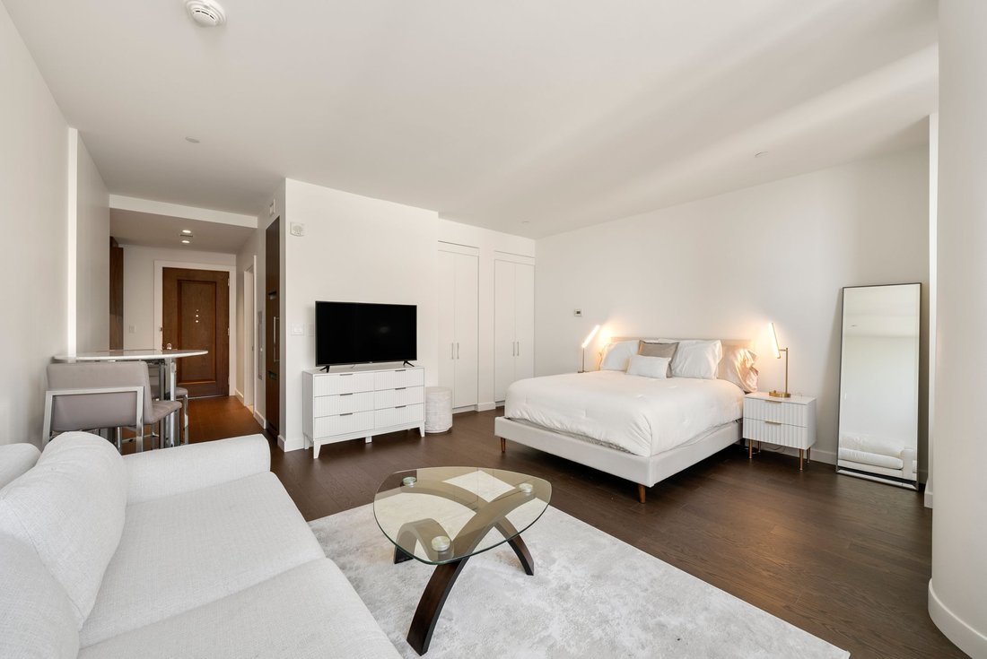 Condo in Boston, Massachusetts, United States 2 - 18607663