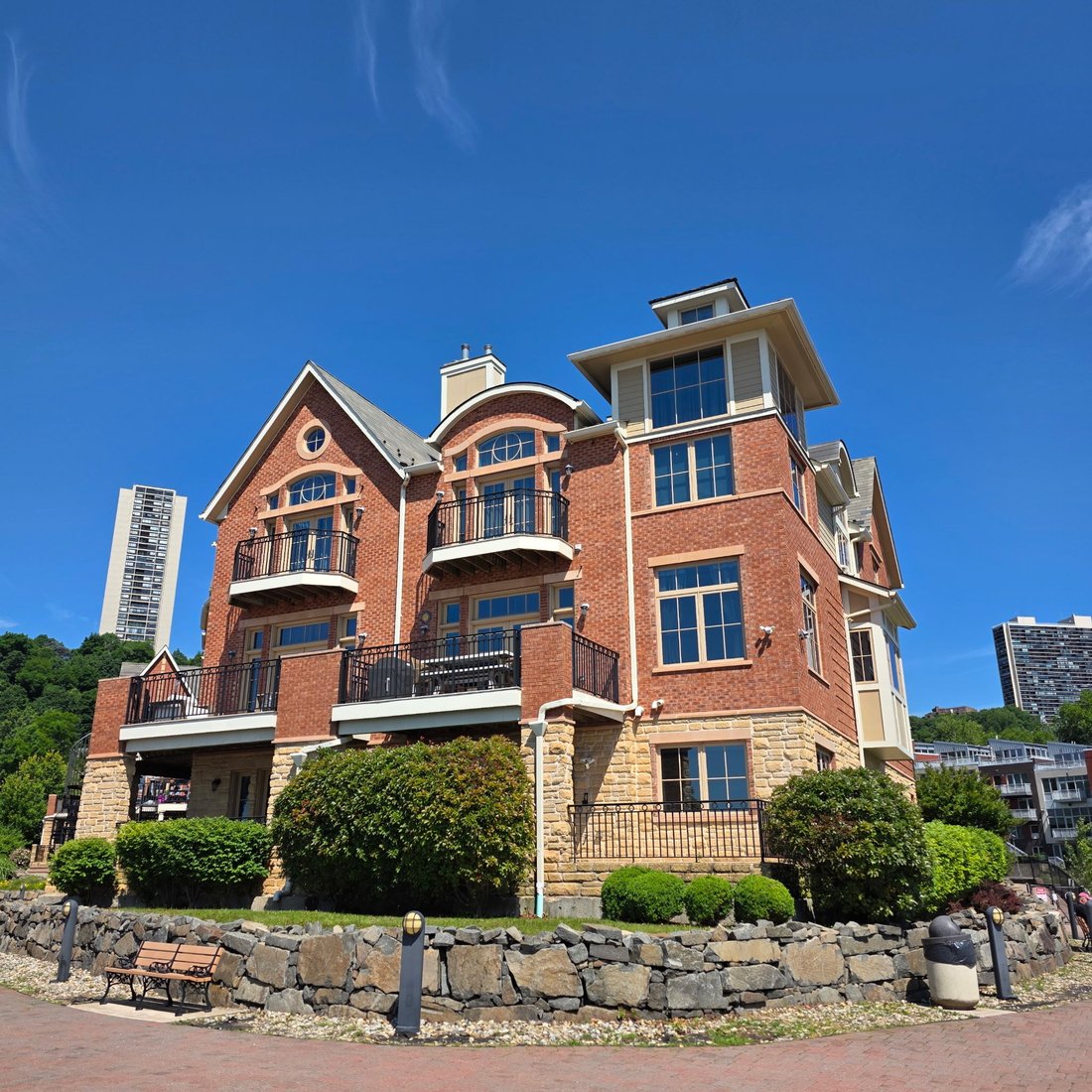 Townhouse in Edgewater, New Jersey, United States 2 - 17355870