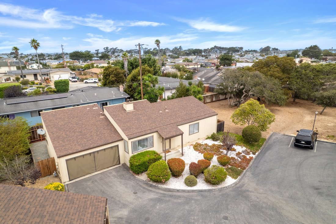 Townhouse in Marina, California, United States 1 - 18607373