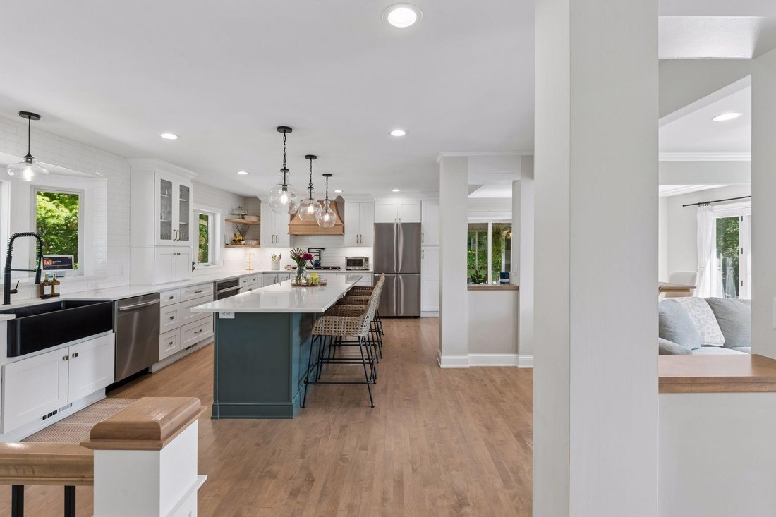 House in Wayzata, Minnesota, United States 4 - 18608295
