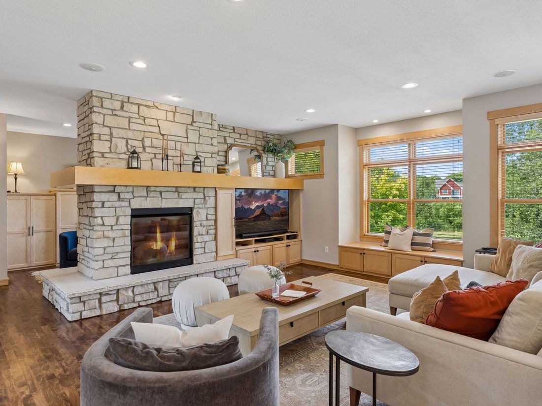 House in Woodbury, Minnesota, United States 5 - 18608087