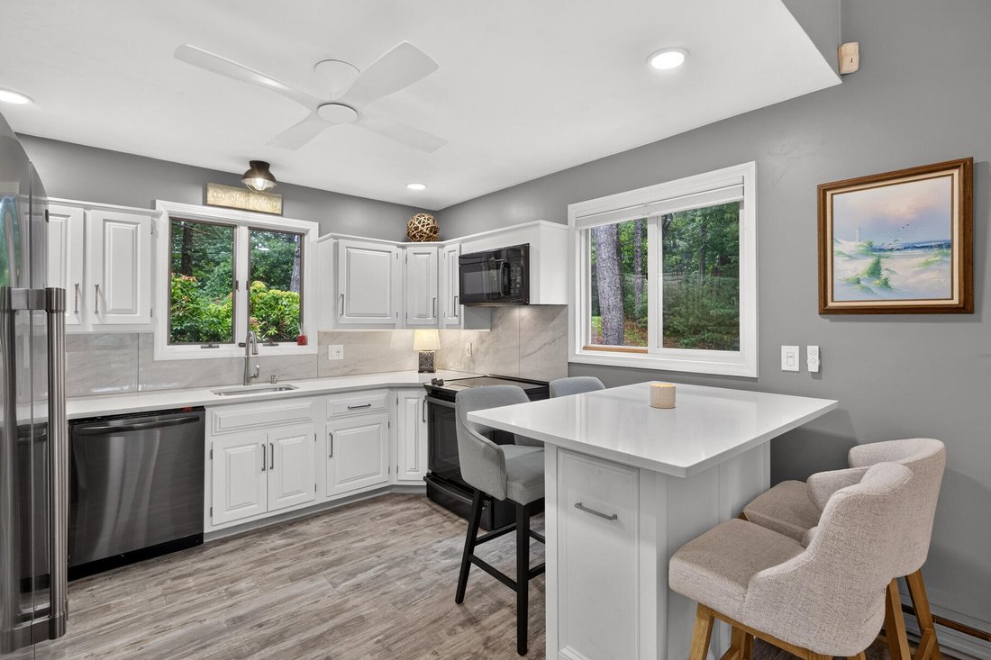 House in Falmouth, Massachusetts, United States 5 - 18607895