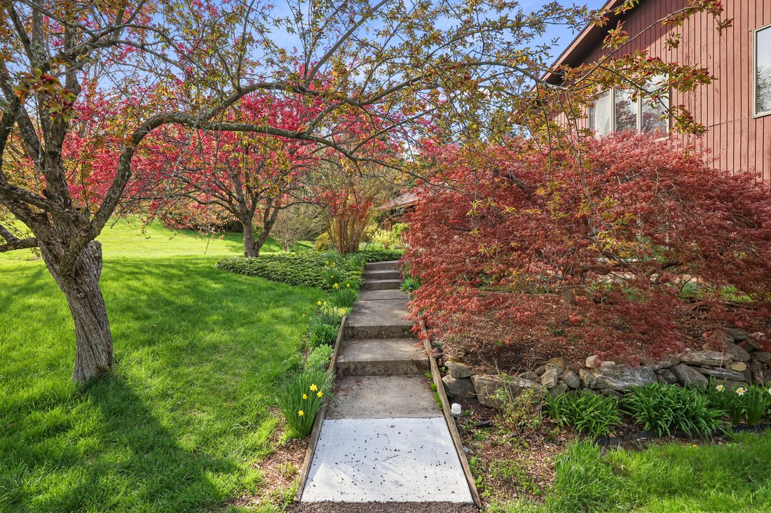 House in Pittsfield, Massachusetts, United States 3 - 18607825