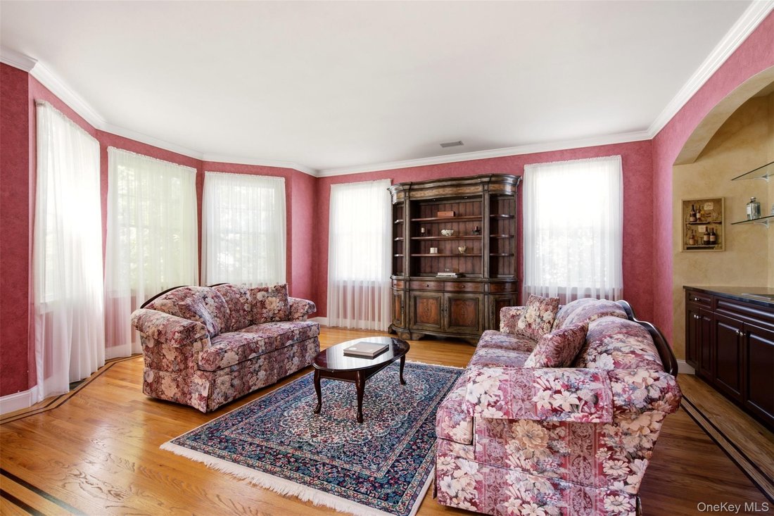 House in Halesite, New York, United States 5 - 18607362