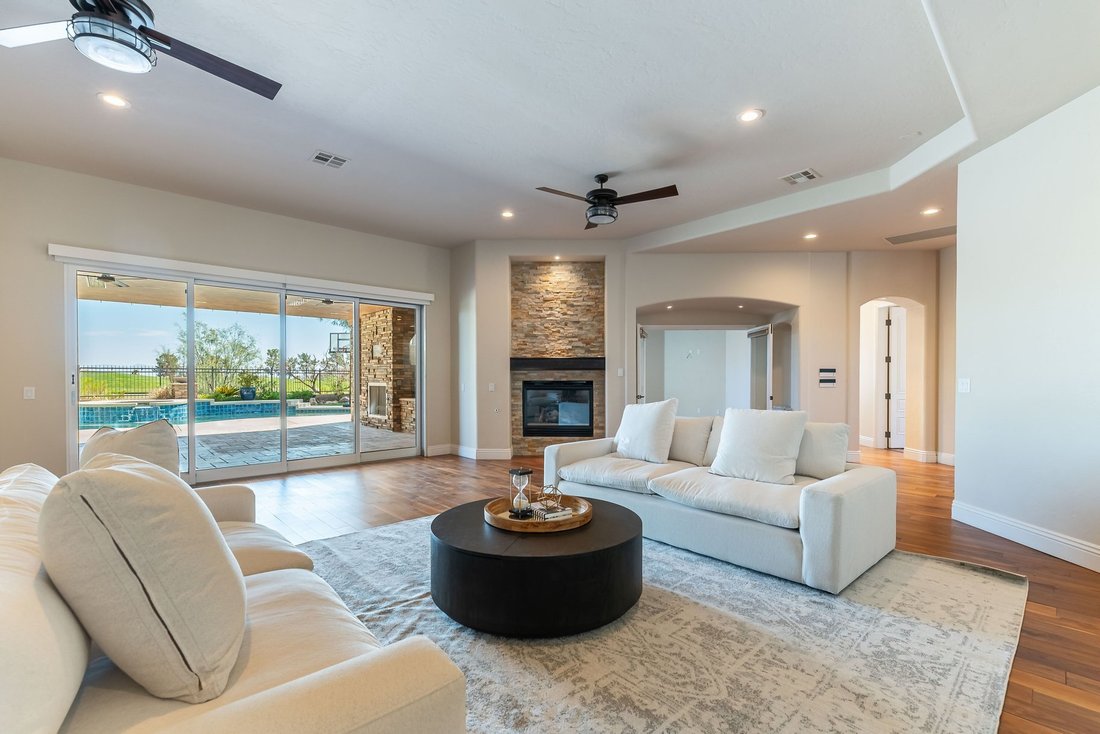 House in Las Vegas, Nevada, United States 3 - 17685443