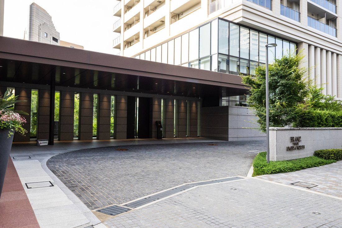 Condo in Osaka, Osaka, Japan 2 - 18608287