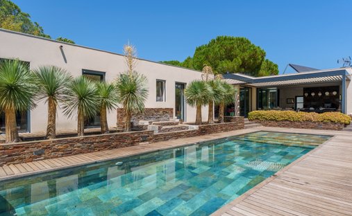 House in Centre Ville, Baillargues, France 1