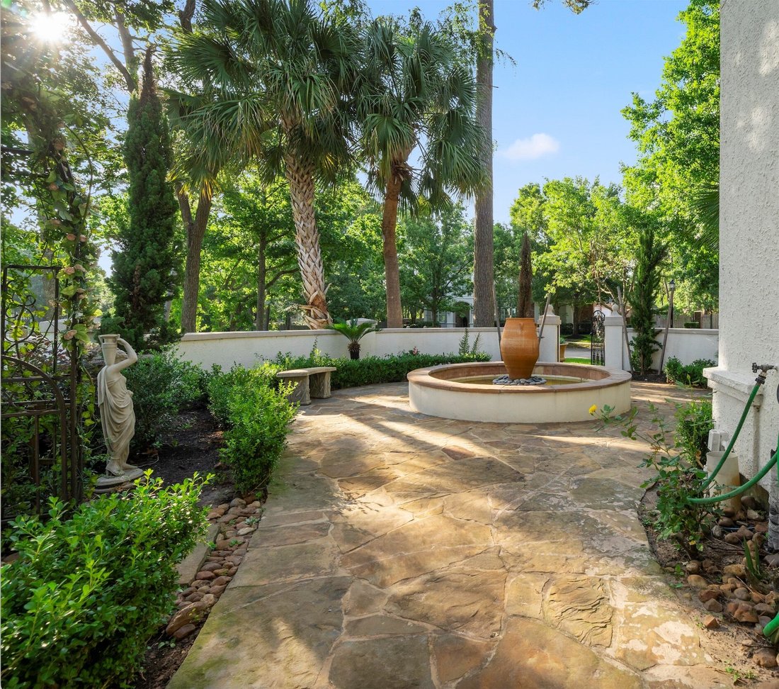 House in Houston, Texas, United States 3 - 18608008