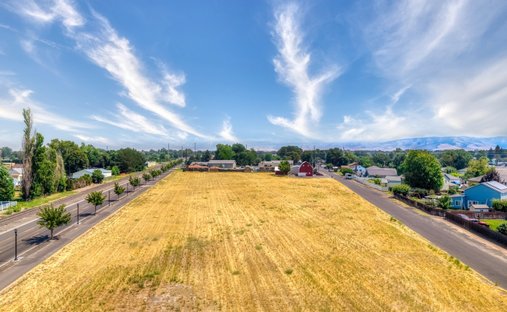 Land in College Place, Washington, United States 1