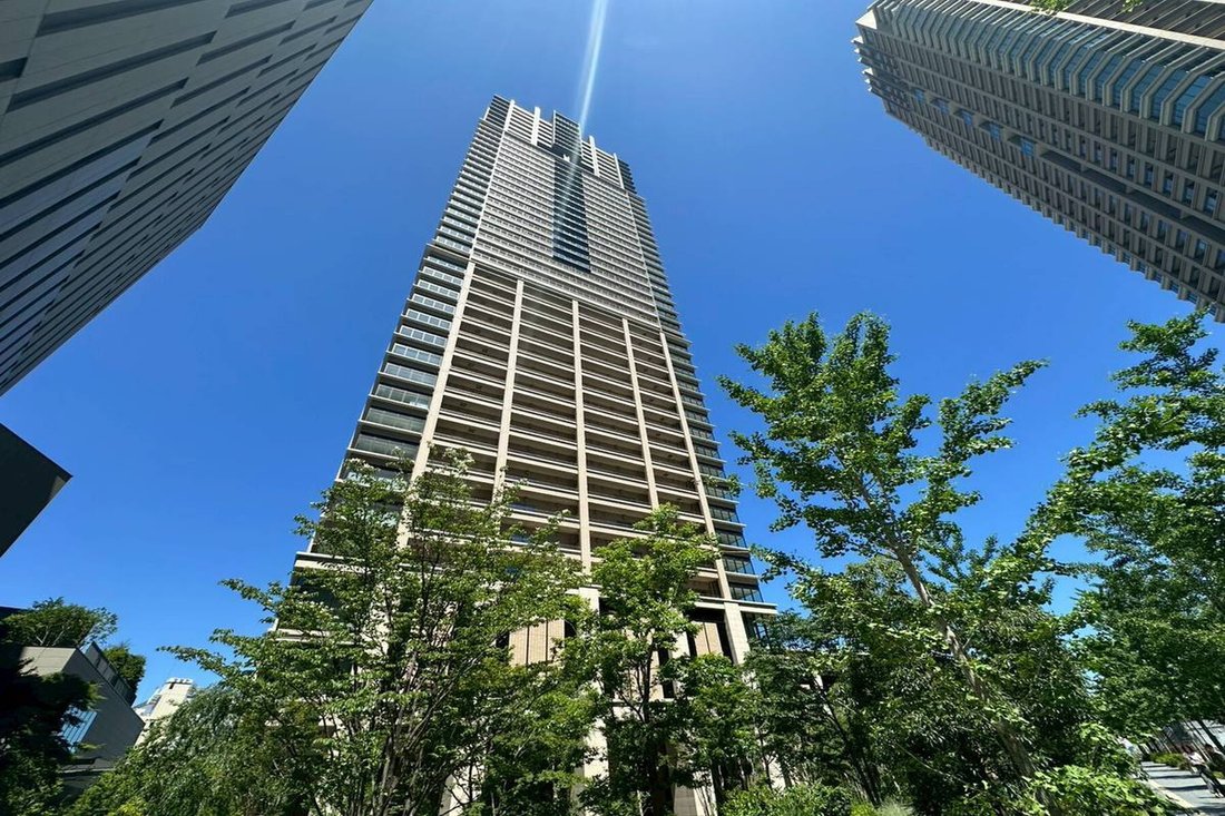 Condo in Osaka, Osaka, Japan 1 - 18607446