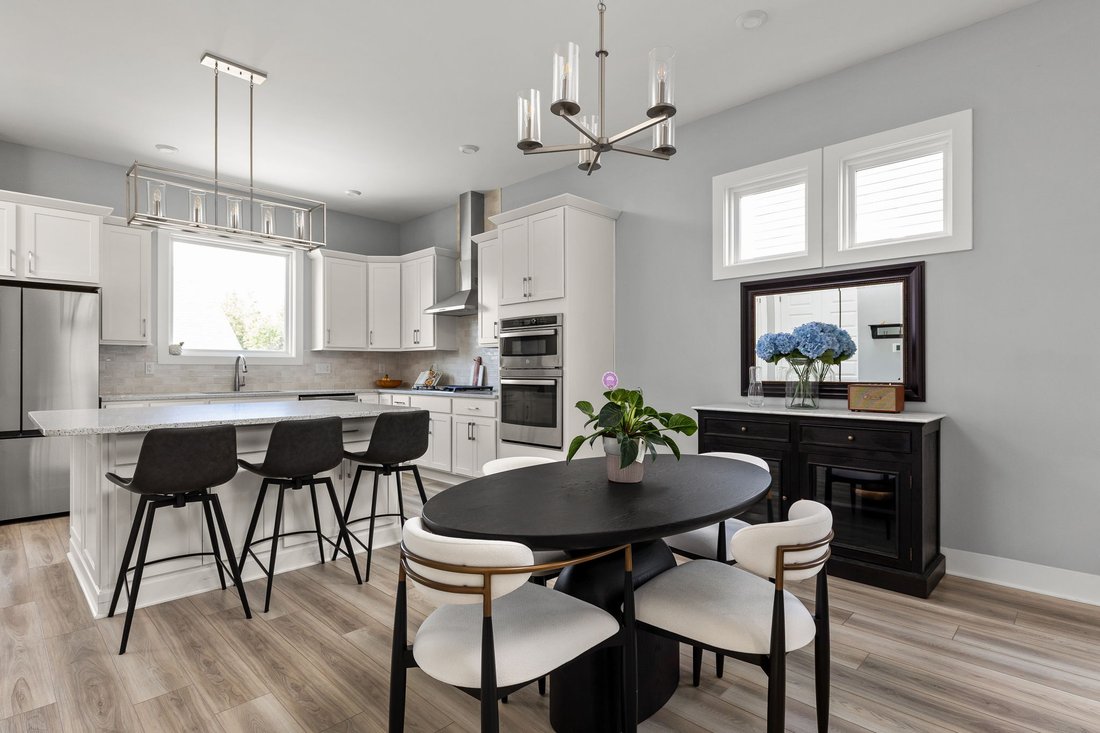 House in Zionsville, Indiana, United States 3 - 18607380