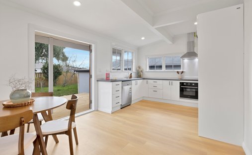 House in Carterton, Wellington, New Zealand 1