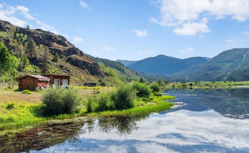 House in Meredith, Colorado, United States 1