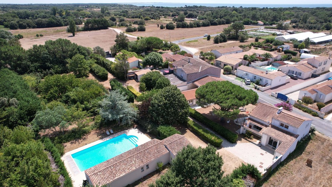 House in Saint-Pierre-d'Oléron, Nouvelle-Aquitaine, France 2 - 18608195