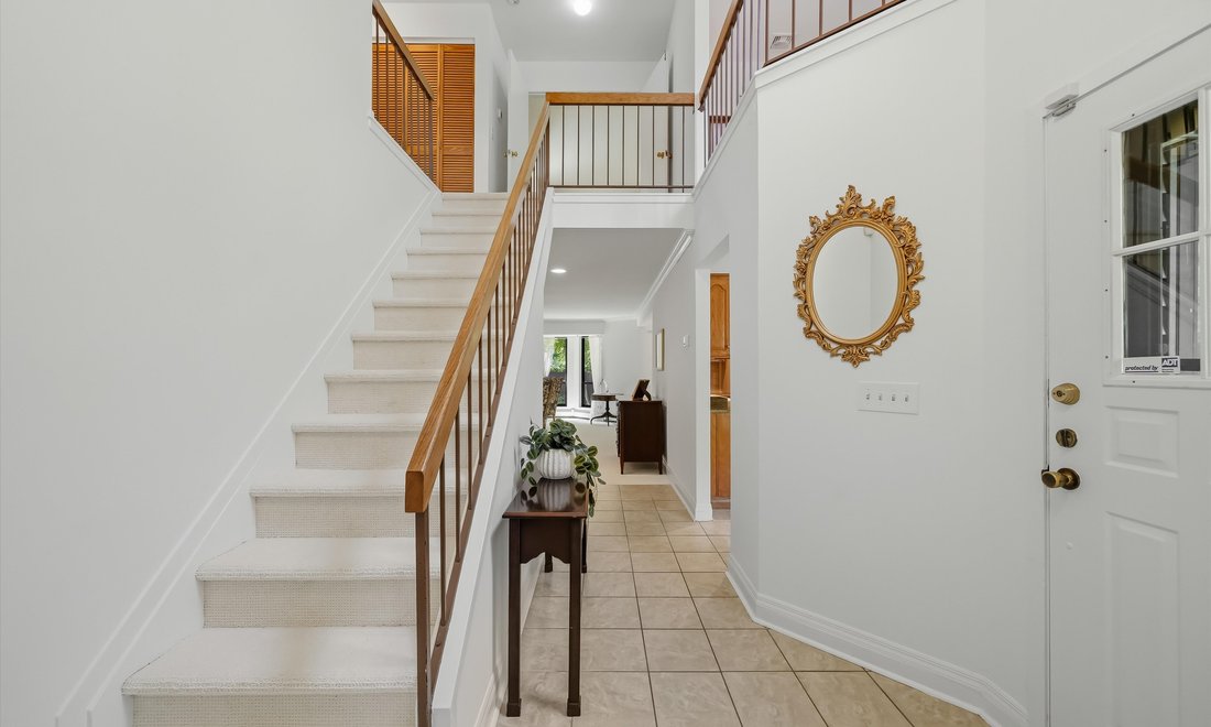 Ossining, New York, United States 4 - 18607201