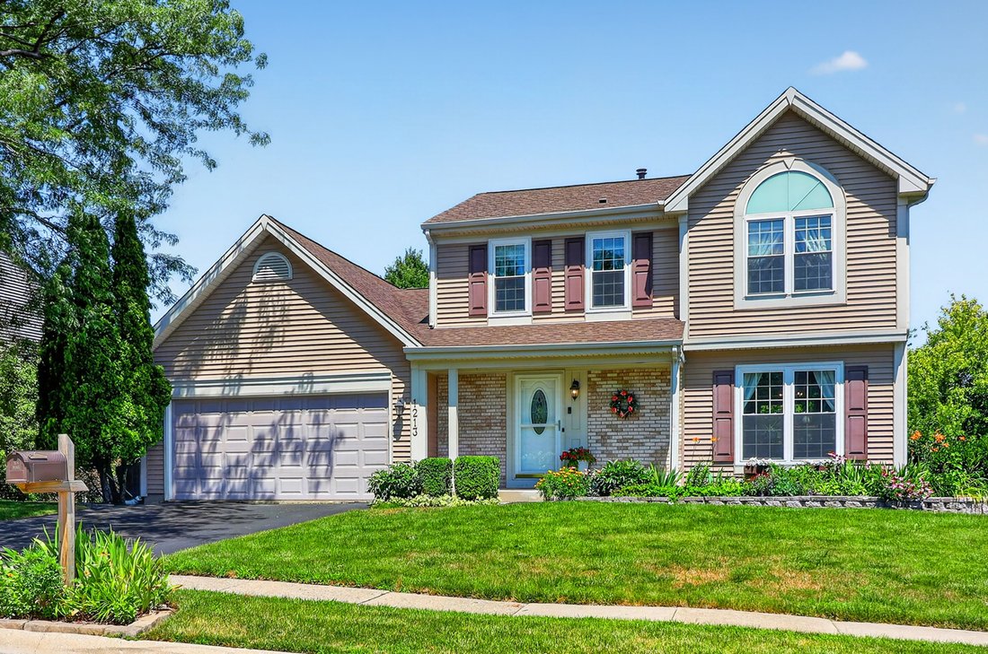 House in Carol Stream, Illinois, United States 1 - 18607943