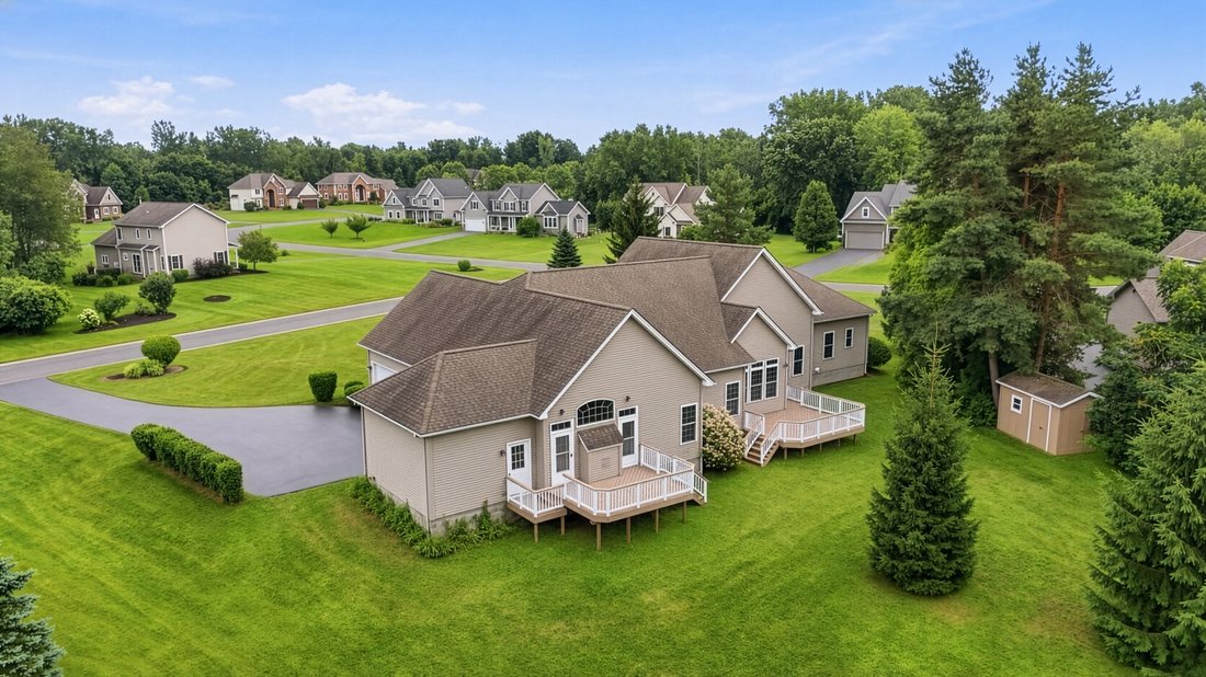 House in Spencerport, New York, United States 3 - 18607591