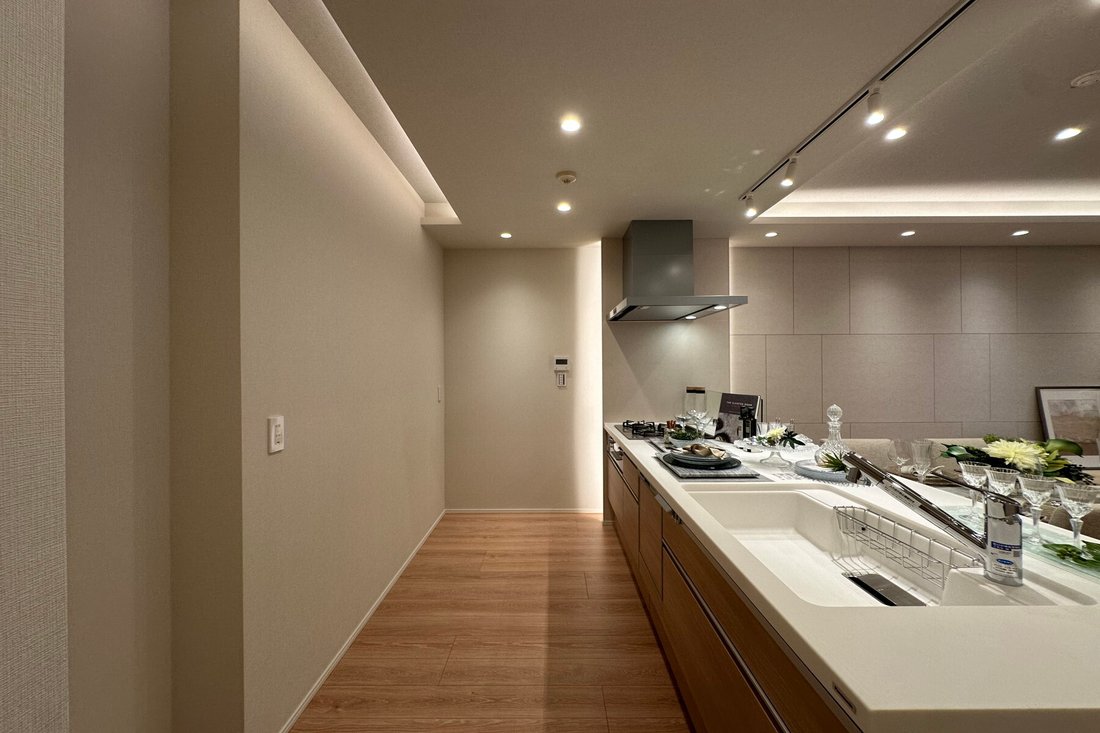Condo in Minato City, Tokyo, Japan 4 - 18608228